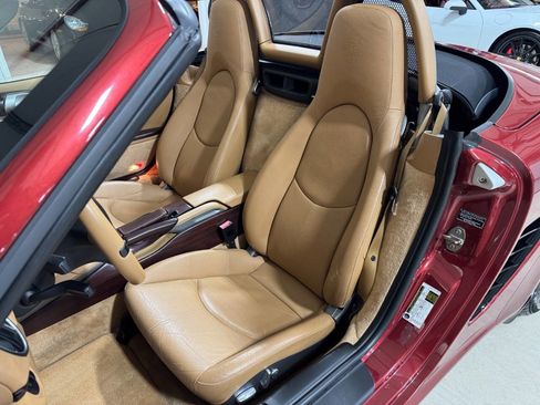 Used 2011 Porsche Boxster Base 2dr Convertible image 20