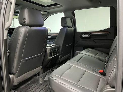 Used 2024 GMC Sierra 1500 Denali w/ Denali Reserve Package AWD/4WD image 43
