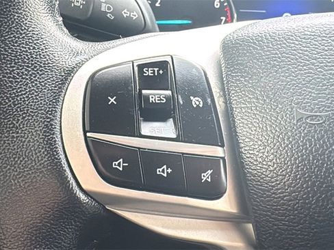 Certified 2023 Ford Explorer XLT image 12