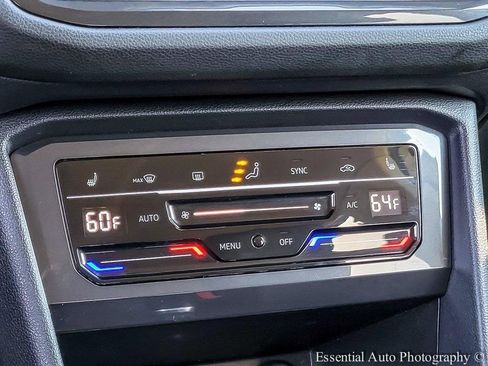 Used 2022 Volkswagen Tiguan SE image 20