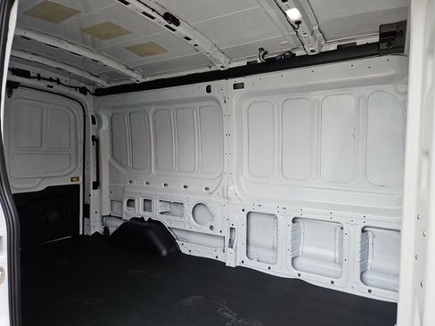 New 2026 Ford Transit 250 148 Medium Roof RWD image 19