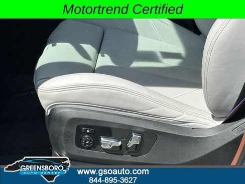 Used 2024 BMW XM AWD/4WD image 12