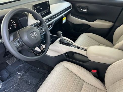 New 2026 Honda HR-V LX image 10