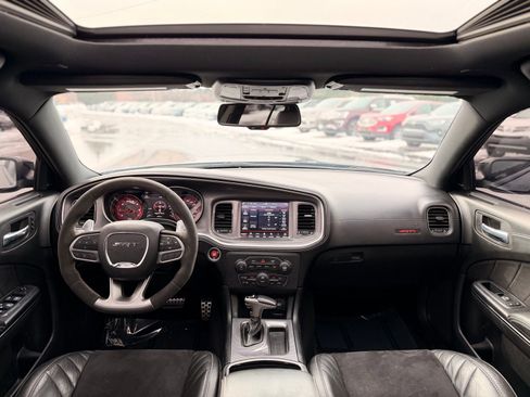 Used 2020 Dodge Charger SRT Hellcat w/ Harman/Kardon Audio Group image 37
