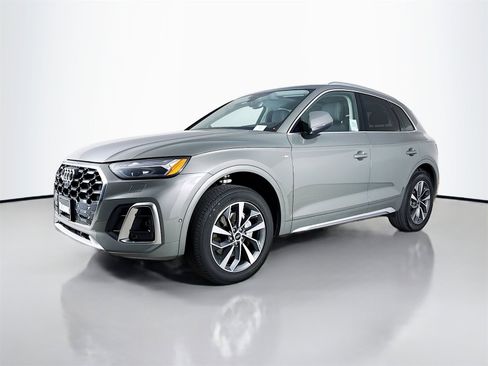 Certified 2023 Audi Q5 2.0T Prestige w/ Prestige Package image 3