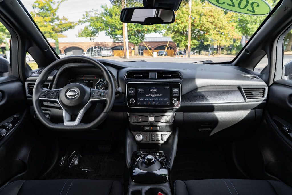Used 2024 Nissan Leaf SV Plus FWD image 9