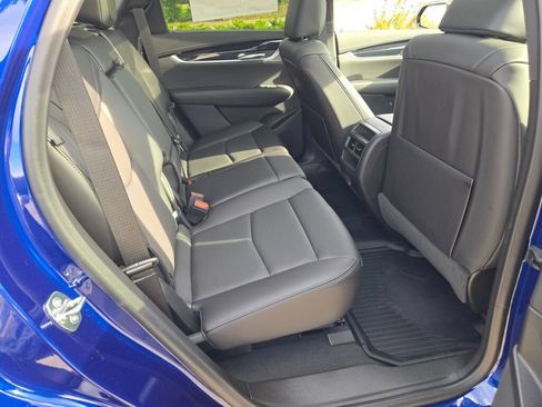 New 2025 Cadillac XT5 Premium Luxury w/ LPO, Floor Liner Package FWD image 9