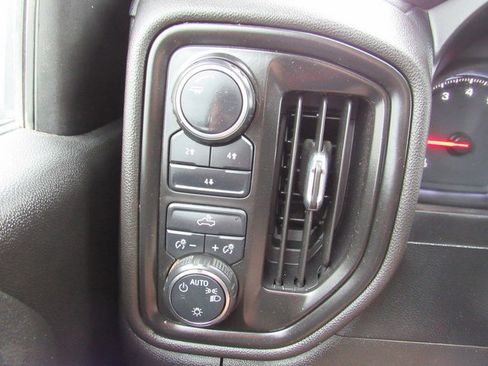 Used 2022 Chevrolet Silverado 2500 W/T w/ WT Convenience Package AWD/4WD image 43