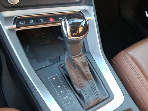 Used 2019 Audi Q3 2.0T Premium Plus w/ Premium Plus Package image 15