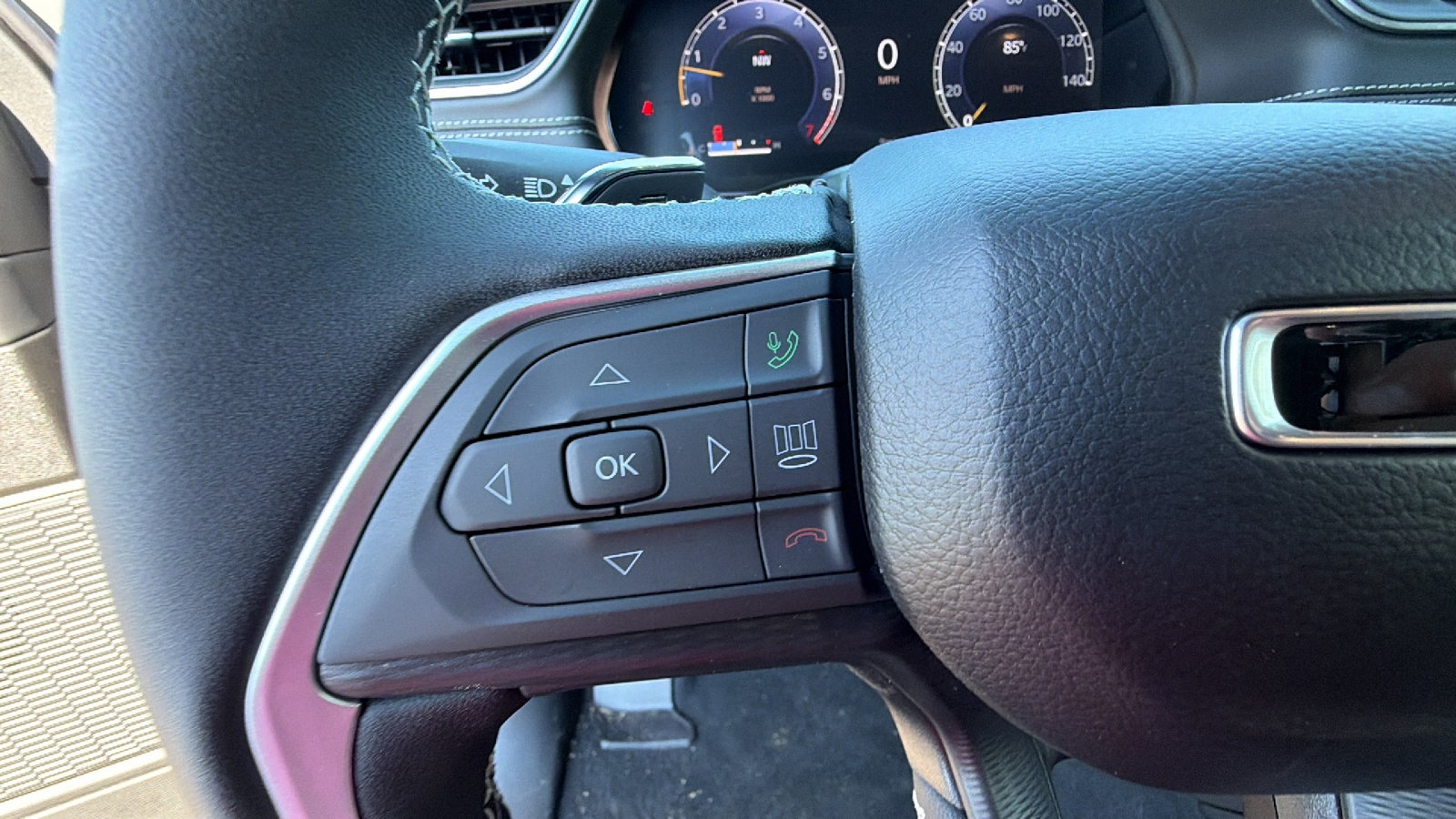 New 2027 Jeep Grand Cherokee Laredo X AWD/4WD image 23