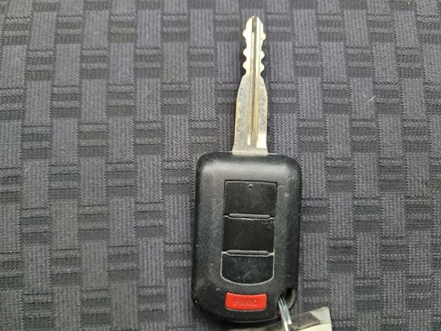 Used 2020 Mitsubishi Mirage SE FWD image 32