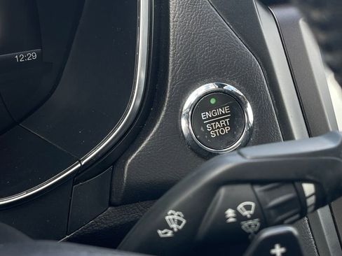 Used 2018 Ford Fusion Titanium image 19