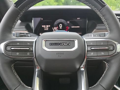 New 2026 GMC Acadia Denali Ultimate AWD/4WD image 26