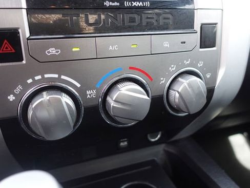 Used 2014 Toyota Tundra SR5 w/ SR5 Upgrade Package image 20