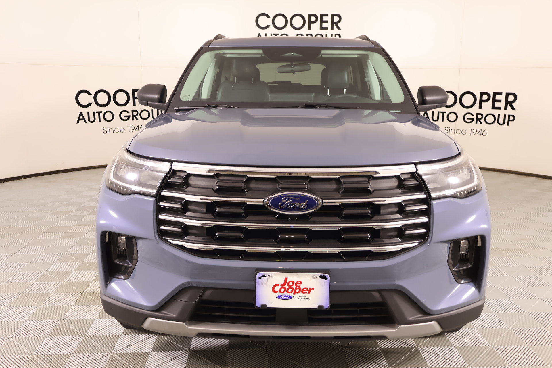 Used 2025 Ford Explorer Active w/ Active Comfort Package AWD/4WD image 9