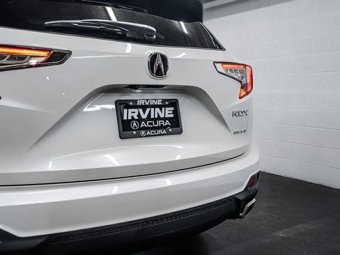 New 2026 Acura RDX SH-AWD image 16