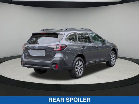 Certified 2022 Subaru Outback Premium image 4