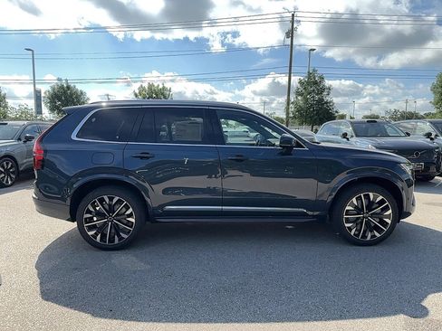 Used 2026 Volvo XC90 B6 Plus w/ Protection Package Premier AWD/4WD image 5