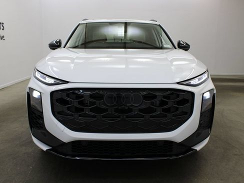New 2026 Audi Q3 quattro 2.0T AWD/4WD image 7
