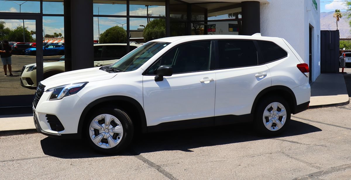Used 2022 Subaru Forester AWD/4WD image 4
