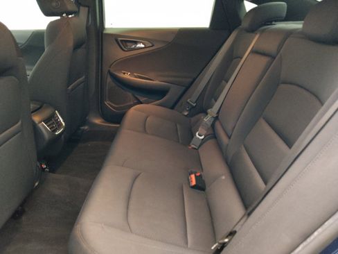 Used 2022 Chevrolet Malibu LT FWD image 18
