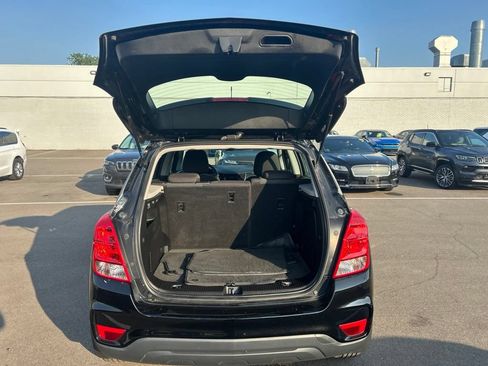 Used 2020 Chevrolet Trax LS w/ LPO, Protection Package FWD image 11