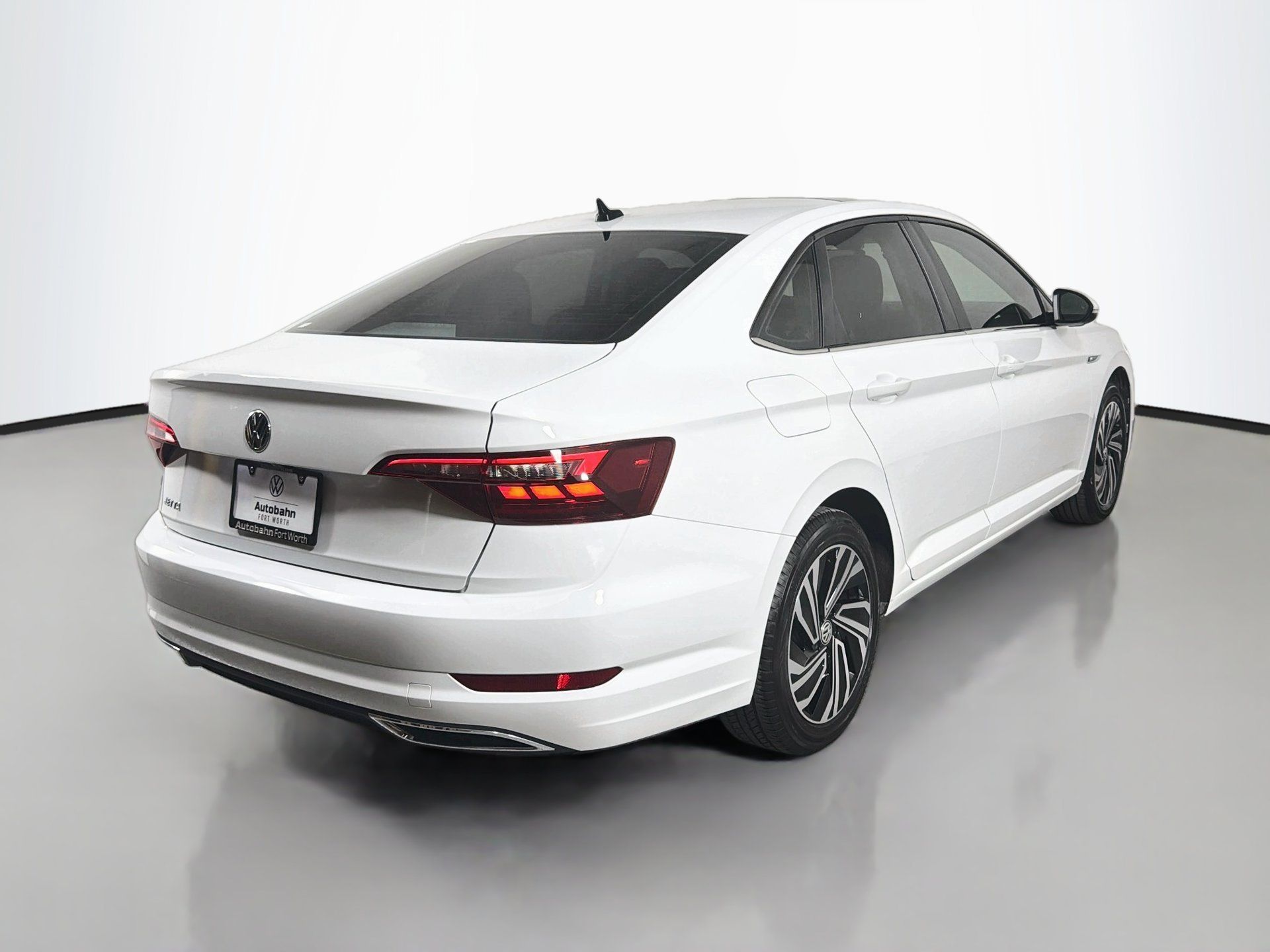 Used 2020 Volkswagen Jetta SEL Premium FWD image 5