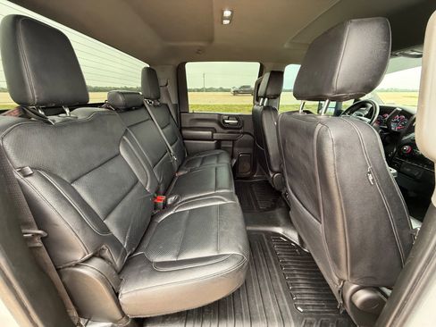 Used 2023 Chevrolet Silverado 3500 LT w/ Convenience Package image 17