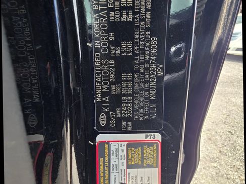 Used 2017 Kia Soul FWD image 23