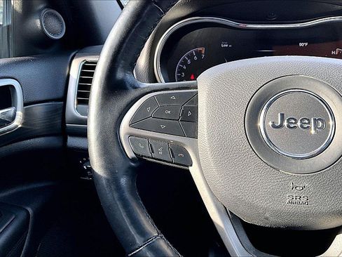 Used 2021 Jeep Grand Cherokee Laredo X RWD image 17