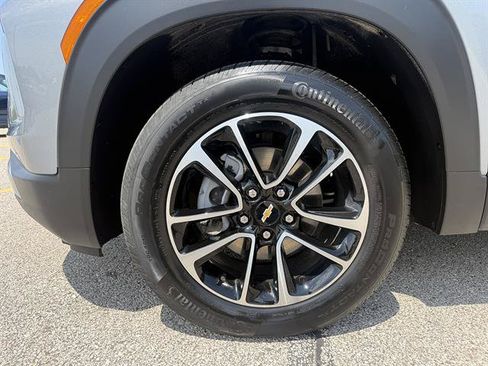 Certified 2025 Chevrolet TrailBlazer LT AWD/4WD image 6