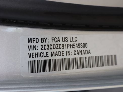 Used 2023 Dodge Challenger SRT Hellcat w/ Driver Convenience Group RWD image 39