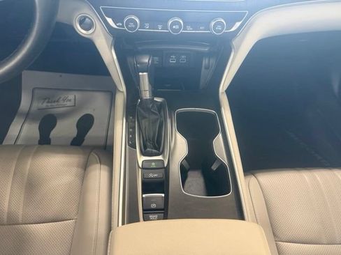 Used 2022 Honda Accord EX-L image 19