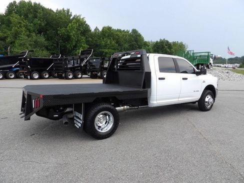 Used 2024 RAM 3500 SLT w/ Quick Order Package 2YG SLT AWD/4WD image 8
