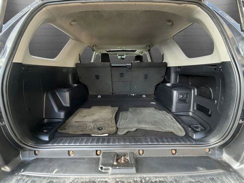 Used 2013 Toyota 4Runner SR5 w/ Convenience Pkg image 19