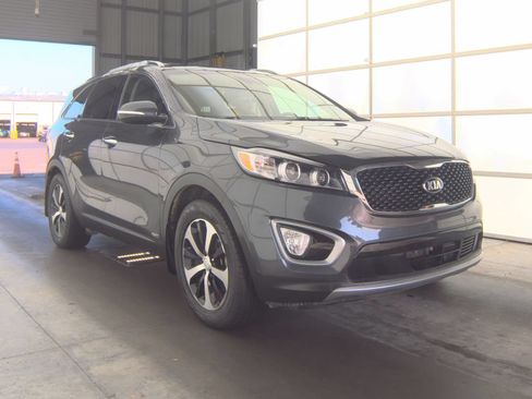 Used 2018 Kia Sorento EX w/ EX Advanced Touring Package AWD/4WD image 2