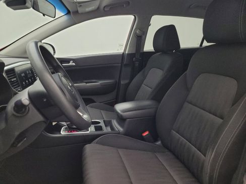 Used 2021 Kia Sportage LX image 17