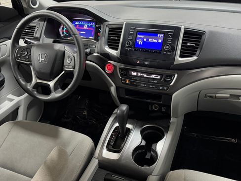 Used 2020 Honda Pilot LX image 41