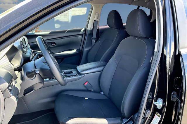 Certified 2025 Nissan Sentra S FWD image 20