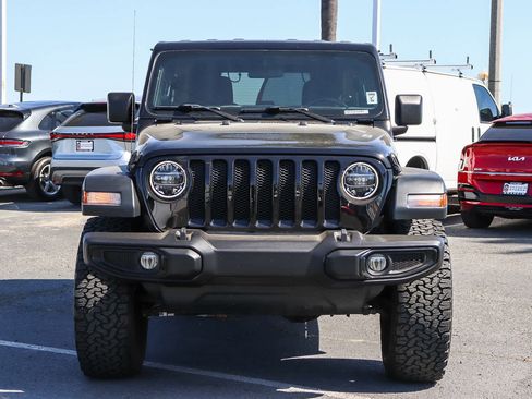 Used 2020 Jeep Wrangler Unlimited Sport image 3