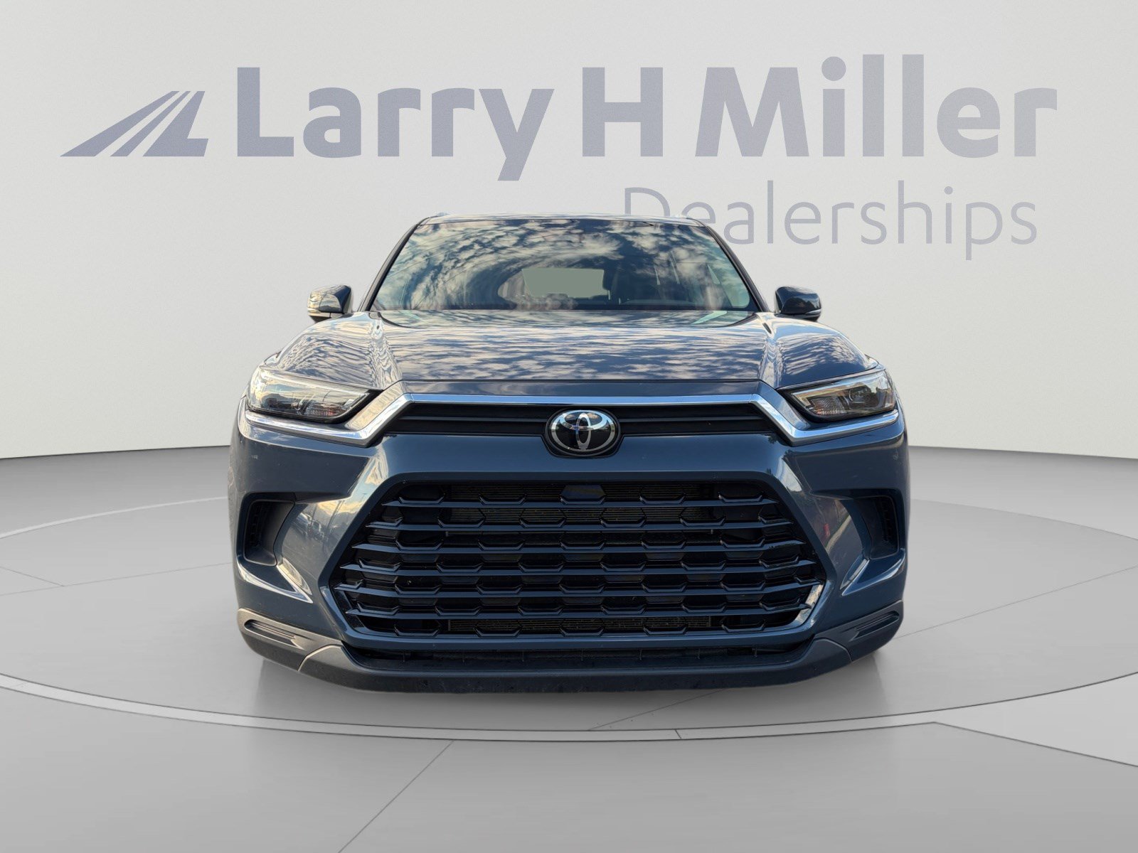 Used 2025 Toyota Grand Highlander AWD image 8