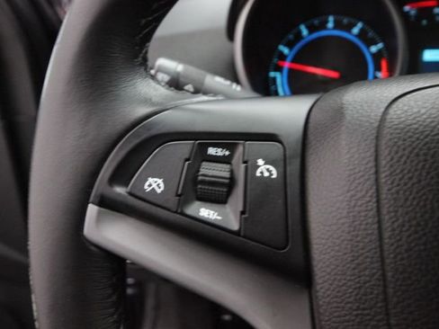 Used 2014 Chevrolet Cruze LT image 15