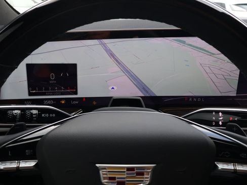 Used 2025 Cadillac Escalade ESV Premium Luxury w/ LPO, Floor Liner Package image 40