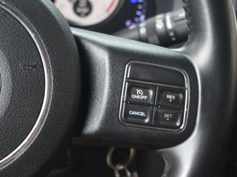 Used 2018 Jeep Wrangler Unlimited Sport S image 16