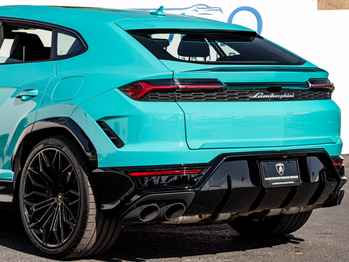 Used 2025 Lamborghini Urus SE AWD/4WD image 10