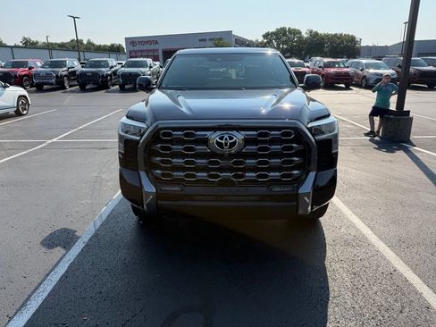 Used 2025 Toyota Tundra Platinum AWD/4WD image 2