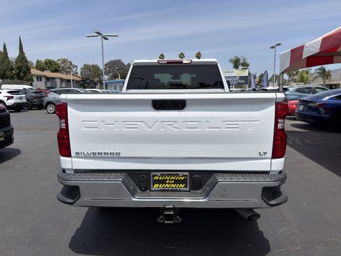 Used 2025 Chevrolet Silverado 2500 LT w/ Convenience Package AWD/4WD image 7