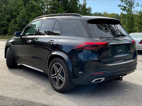 Used 2025 Mercedes-Benz GLE 450 4MATIC image 3