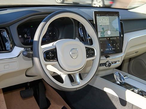 New 2026 Volvo XC60 B5 Ultra w/ Protection Package Premier image 12