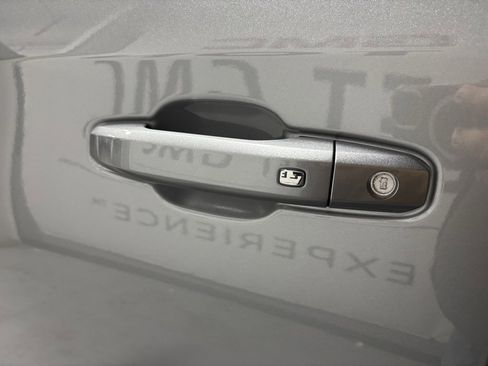 New 2026 GMC Sierra 1500 SLE w/ Preferred Package image 10